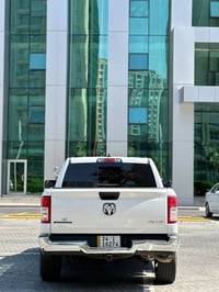 رام ١٥٠٠ • ٢٠٢٣ • دبل ٤×٤ V6