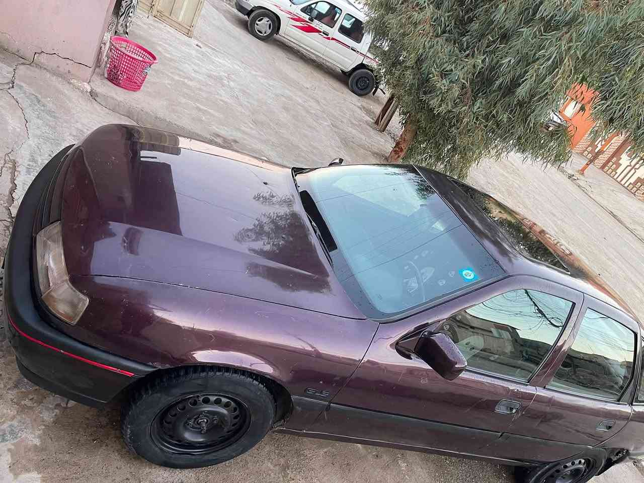 فكترا جنطة
حجم 20 
صبغ دوائر ودوسات 
سقف مطوز من تقحيل 
سلايت 
قفل مركزي 
جام كهرب 
كير عادي 
رقم نينوى شرط التحويل 
السعر 35
***********
