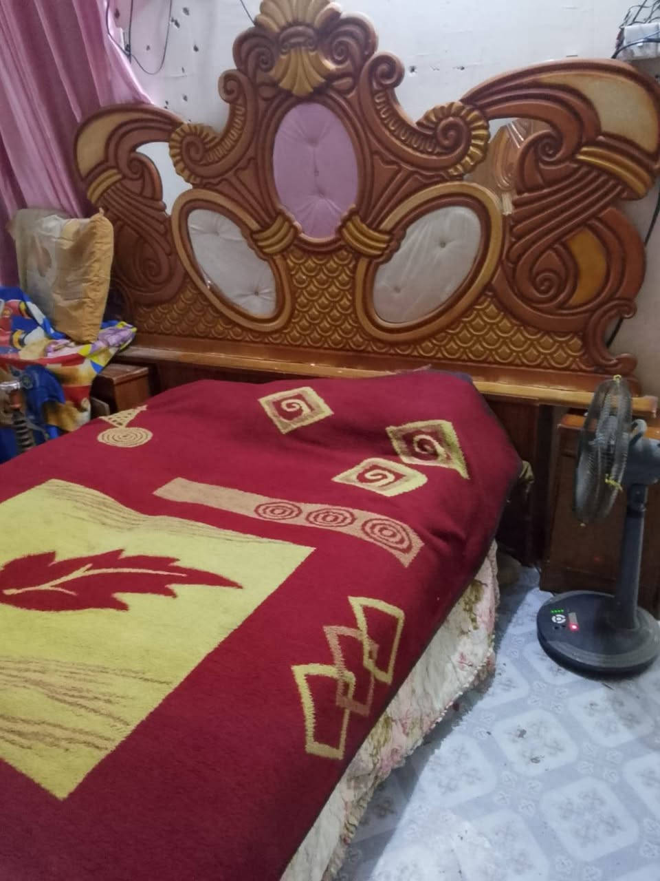 سلام عليكم غرفه البيع سعر مواسب 200وبيهن مجال مكان كوت السفكه*********** تصال هنا
