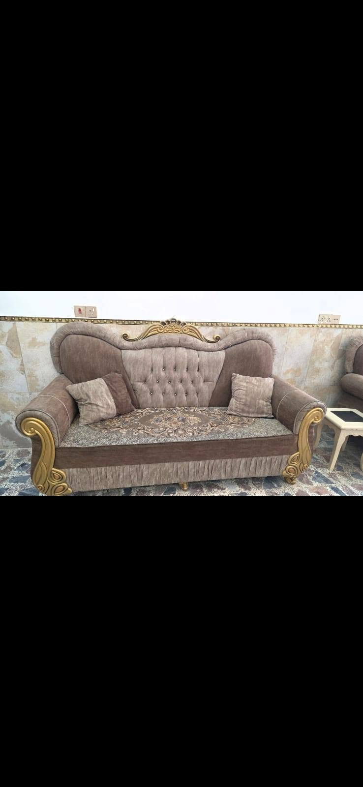 غرفة نوم • قنفات • ميز طعام