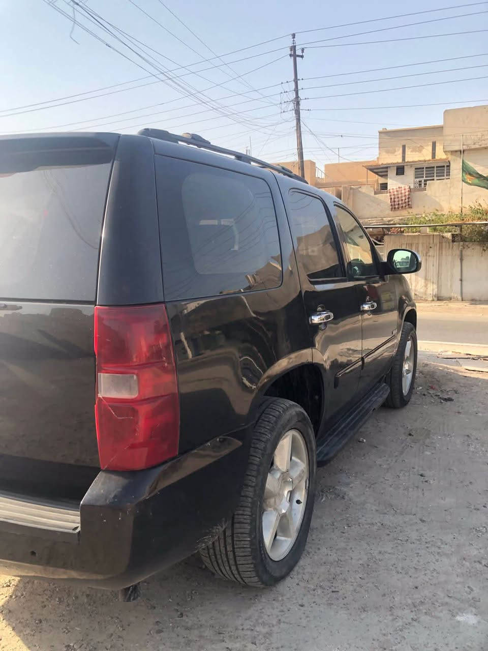 السلام عليكم 
للبيع فقط بدون مراوس
تاهو  IT 2007 للبيع
سيارة جاهزة من كل النواحي
صبغ حزام للجمالية
حدادية ‎%‎90
تبريد 100‎%‎ ثلج
كير مكينة جدد
رقم سليمانية
مواصفات معروفة ال LT
مكانها بغداد شهداء السيدية 
السعر 147 وبيها مجال
***********
