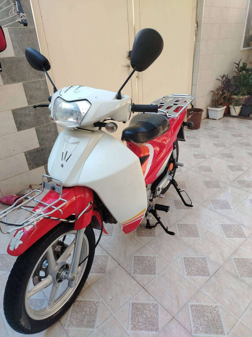 للبيع ماطر بلادي مابي نقص كلها بصمه يشتغل شغال سعر 1 مليون و100 وبي مجال للشراي ***********
