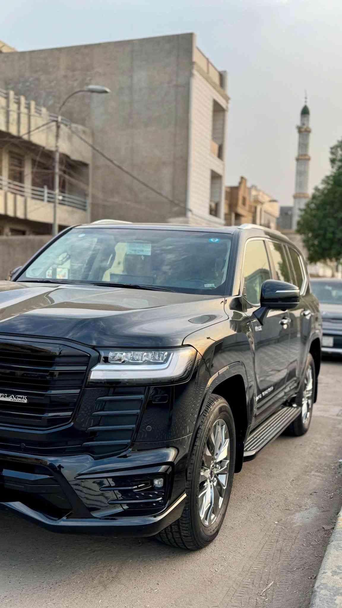 لاندكروز بلاك ادشن • ٢٠٢٤ • رقم بغداد