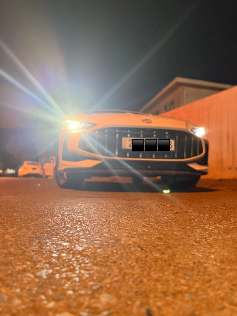 بە ناوی خوای گەورە
سلام علیکم برادەران
🚙جۆری سەیارە:MG GT
🗓️مۆدێل: ٢٠٢٤ شکڵ ٢٠٢٥
☑️بۆیاخ: بێ بۆیاخ
☑️ماوەی ڕۆیشتن:٢٤٠٠٠km
💵نرخی:١١٩ وەرەقە و موعامولە
🏙️شوێن:سلێمانی 
📞ژمارە تەلەفۆن:***********

زانیاری دیکە:
سەیارەکە ڕەقەم سلێمانیە ڕەقەم و سەنەوی تا٢٠٣٠ تازەیە / فوول مواسەفاتە لە سفریەوە بە خۆمەوە یەک دەستە تا بڵێی سەیارەیەکی زۆر کپ و توندو تۆڵە بێ مەسرەفە گێڕ و مەکینە و کارەبایی و تەقە و ڕەقە و تەحویل و غەرامە بە شەرت ، شاشە ئەکتیڤی فوول ٦ مۆد و ٤ زمان نیو ئەکتیڤ نیە، تازە کامل سێرڤسم کردوە وەرەقەی سێرڤسەکەی تیایە ، تەنها ئەو قوپاویە بچوکەی تیایە کە لە وێنەکەدا دیارم کردوە زۆر بچوکە خۆم چاکم نەکردوە بۆ ئەوەی دیار بێت کە چەنێکە، تەنانەت ژێری سەیارەکەش بەشەرت کە سفر بێت وە سپێری دانەبەزیوە ، لە موحەسەن و سوپەر کەمترم تێ نەکردووە بەنزین.
تێبینی/ سەیارەکە ئی ماڵی خۆمە و سەیارەی مەعرەز نیە هەموو شتێکی بەشەرت.
موشتەریت تێڵ کە لە خزمەتام لە چات موعامەلە ناکرێت
تکایە هەموو زانیاریەکانم نوسیوە بۆ زانیاری سەیارەکە تێڵ مەکە.
