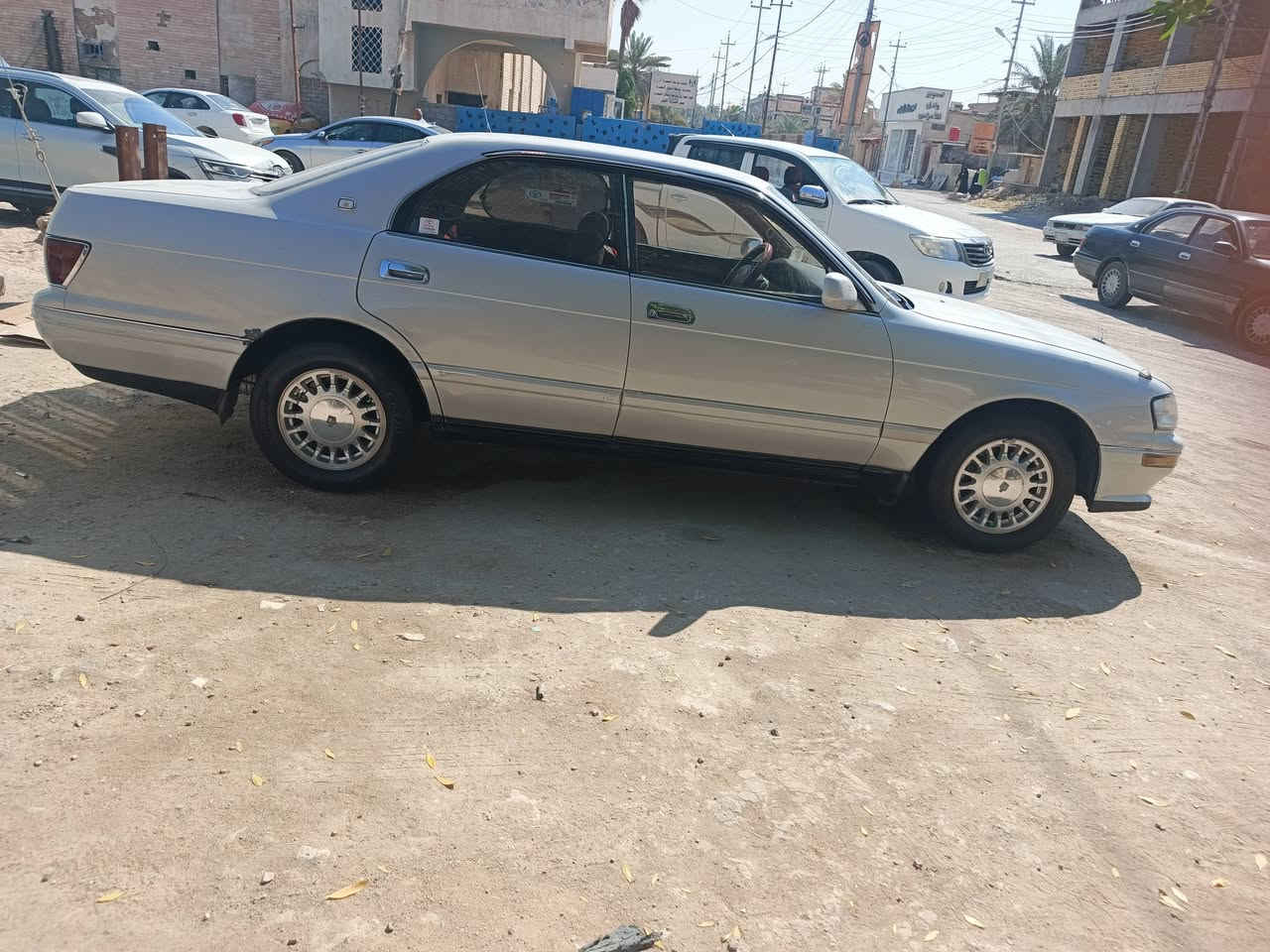 السلام عليكم *********** بطه فصل مكفولة من الكصه ونقل الجثة والضربه مكينه وكير وحداديه  مكفولات رقم بصره موديل 95 تبريد شغال 65 وبيها مجال
