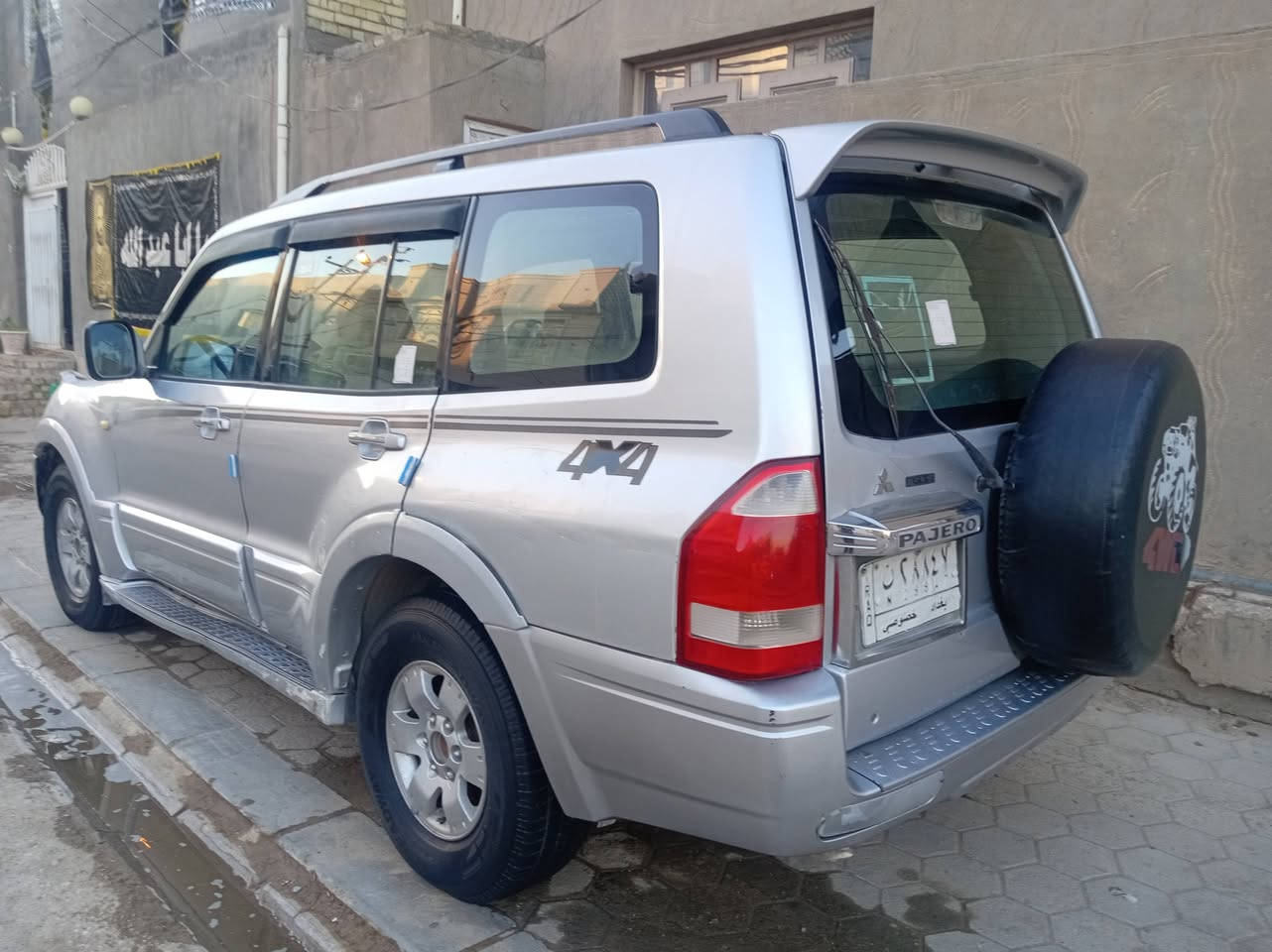 باجيرو ٢٠٠٣ للبيع او مراوس بسياره ناصيه محرك خير من الله بس كير بي عطل كهربائي ينمر بس ٣ نمرات سعر ٥٠ للاستفسار ***********
