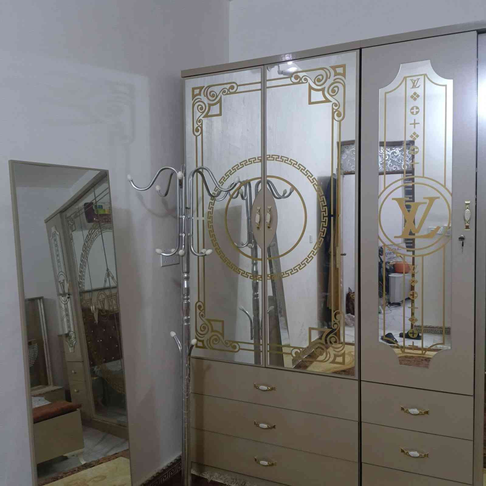 عاجل للبيع غرفه نوم جديده السعر مليون و٨٠٠ الشراي يتصل *********** النجف الاشرف النجف, العراق
