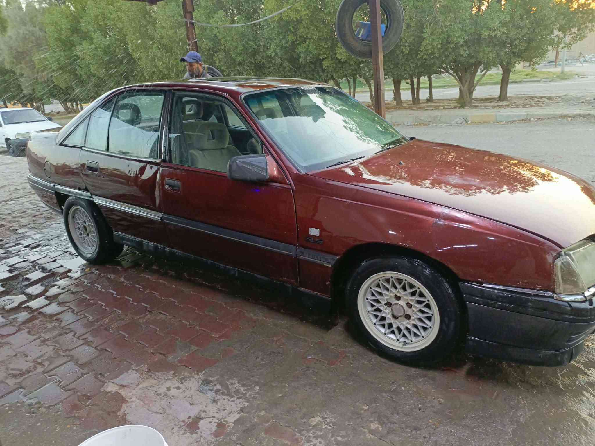 للبيع  موديل 90 السعر 20 وبيه مجال سياره ب اسمي والتفاصيل خاص او الاتصال ***********
