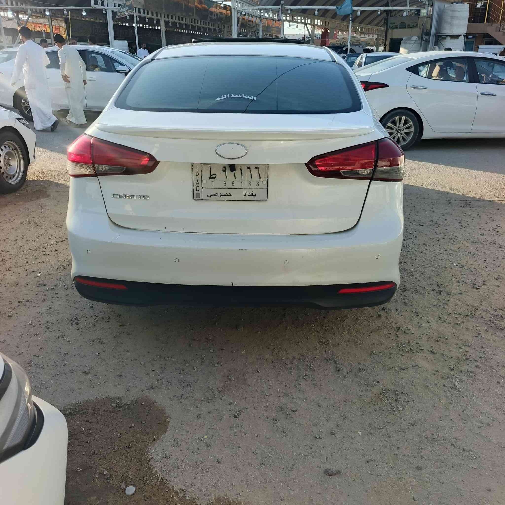 سلام عليكم
البيع سراتو مديل 2018
سياره  جاهزه من كلشي 
بيه شبرين بتكم الماميه  وجوملغ امامي بدون ودخل
سياره فتحه حساس امامي خلفي 
مكينه  ٢٠٠٠ سياره خير من الله 
رقم بغداد  مكان نجف 
سعرها 130
استفسار  ***********
