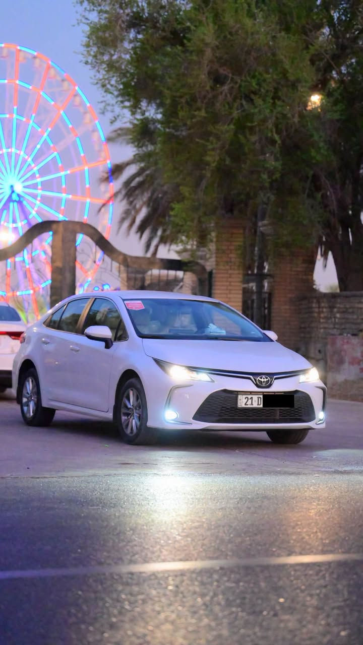كورلا 24 ساس السيارة ماشية 29000 كيلو بدون صبغ مواصفاتها مري كهرباء تبريد قطعتين شاشة كاميرا خلفية حساسات امامية خلفية رقمها سليمانية و ب اسمي السيارة 
سعرها 180 $
اتصال  ***********
