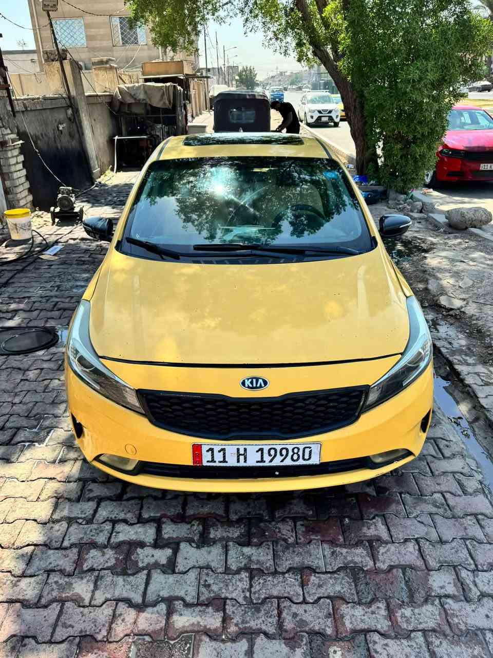 كيا فورتي موديل 2018
فئة S 

محرك دوش 2000  

حادثها جاملغ السايق وبنيد شويه واكو ضربة باب الي خلف السايق خفيفة 

رقمها بغداد تحويل ثاني يوم بسمك 

ماعليها غرامات 

السعر ؛ $100

وسونرها موجود 

للاستفسار:***********
