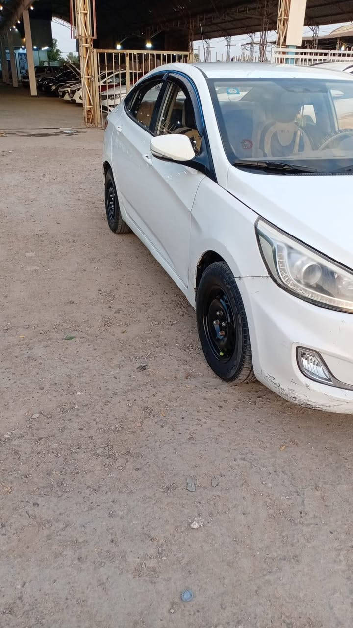 اكسنت ٢٠١٤ • محرك ١٤٠٠ • رشات صبغ