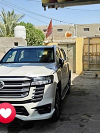 لاندكروز GXR • ٢٠٢٢ • رقم بغداد