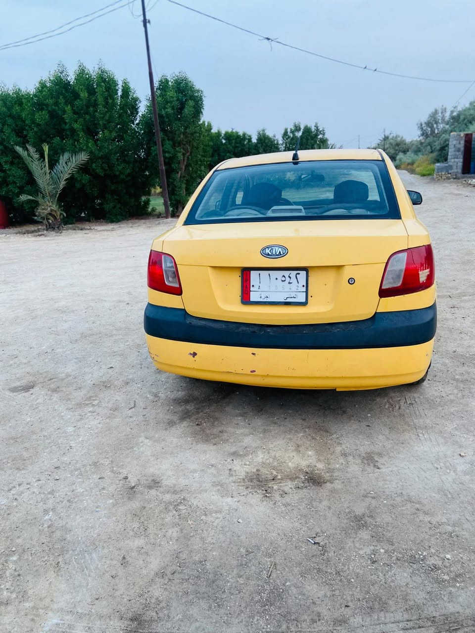 السلام عليكم كيه ريوموديل ٢٠٠٧ خليجي مكينه 1600 وكير شرط حدادية أماميه جديده  مكاني سماوة سعرها 60 الشراي يتصل ***********
