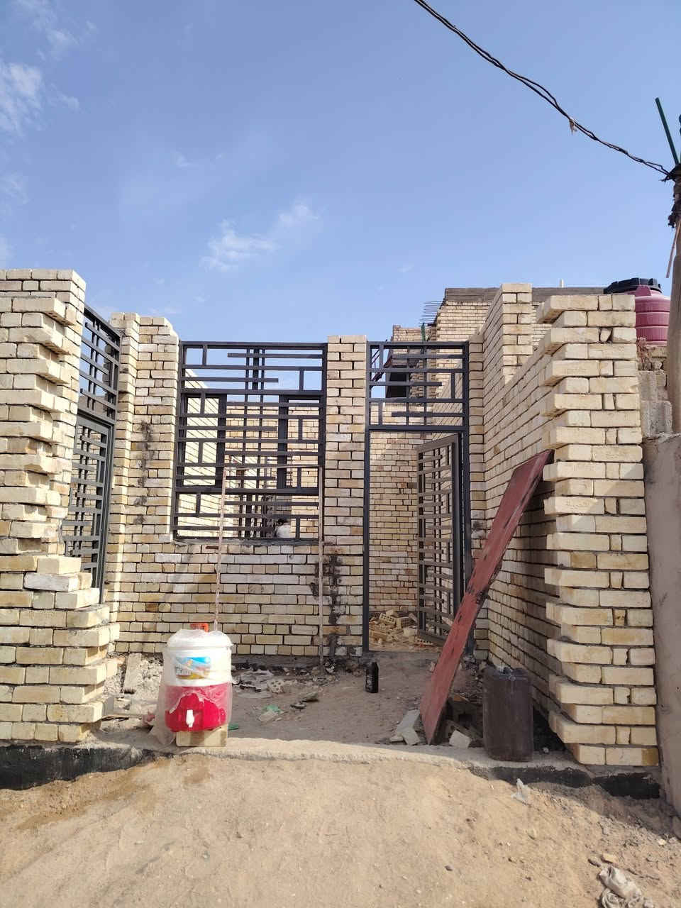 بناء متفرغ • طابوغ وبلوك فرمستون • مهندس ومصداقية