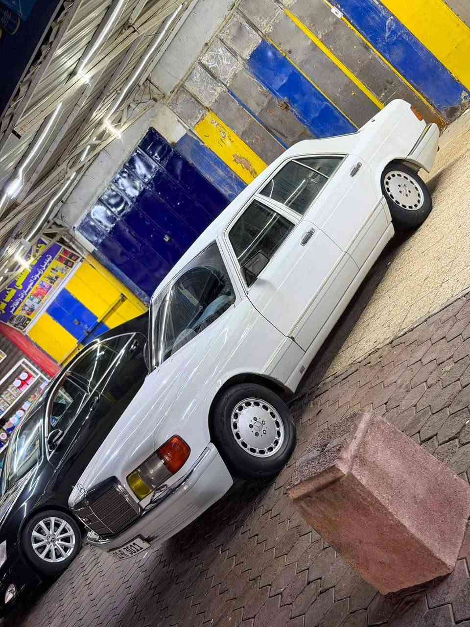 السلام عليكم
مارسدس جامبوsa موديل 1989  للبيع 

وارد يابان سياره جديده ما بيها نواقص  رقمها حلو 

كير محرك صدر تخم تاير مكفولة 

بيها جاملغ امامي صبغ 

للأستفسار اتصل على الرقم 

***********
 
بغداد كم ساره قرب نادي المشرق 

السعر 90 وبيها مجال

