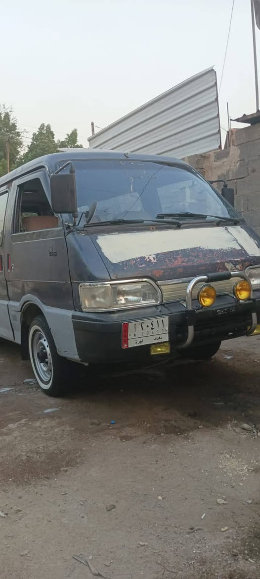 السلام عليكم
كيا بستا موديل 1994
جاهزه وخير من الله 
تخم تاير 
صدر جديد 
مابيها نقص
بسمنه تريد تحويل تريد وكاله 
عليها غرامه 600الف 
العنوان بغداد 
***********
