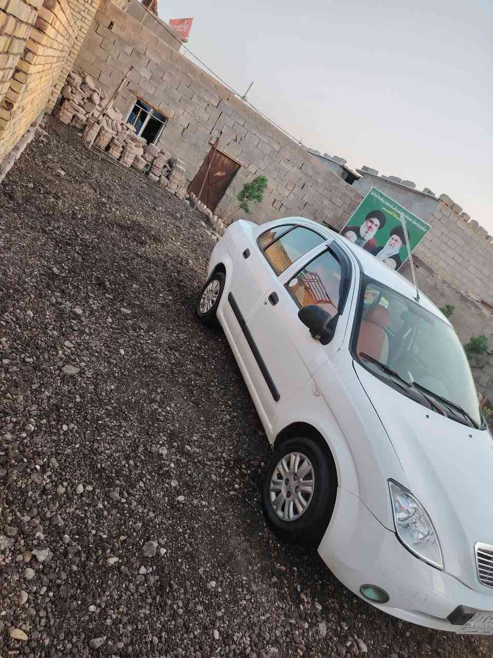سلام عليكم سيارة طيبة البيع موديل ١٥ مكفولة كير ومكينة مكفولات سيارة جاهزة ما ناقصه اي شي سنويه مجدده ال 27  رقم واسط مشروع وطني مكان سيارة كوت مركز مدينة سعر. 38 وبيه مجال بصيط سراي يتصل ***********
