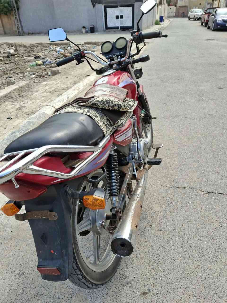 دايون عظم • ٢٠٢٠ • مفتوحه