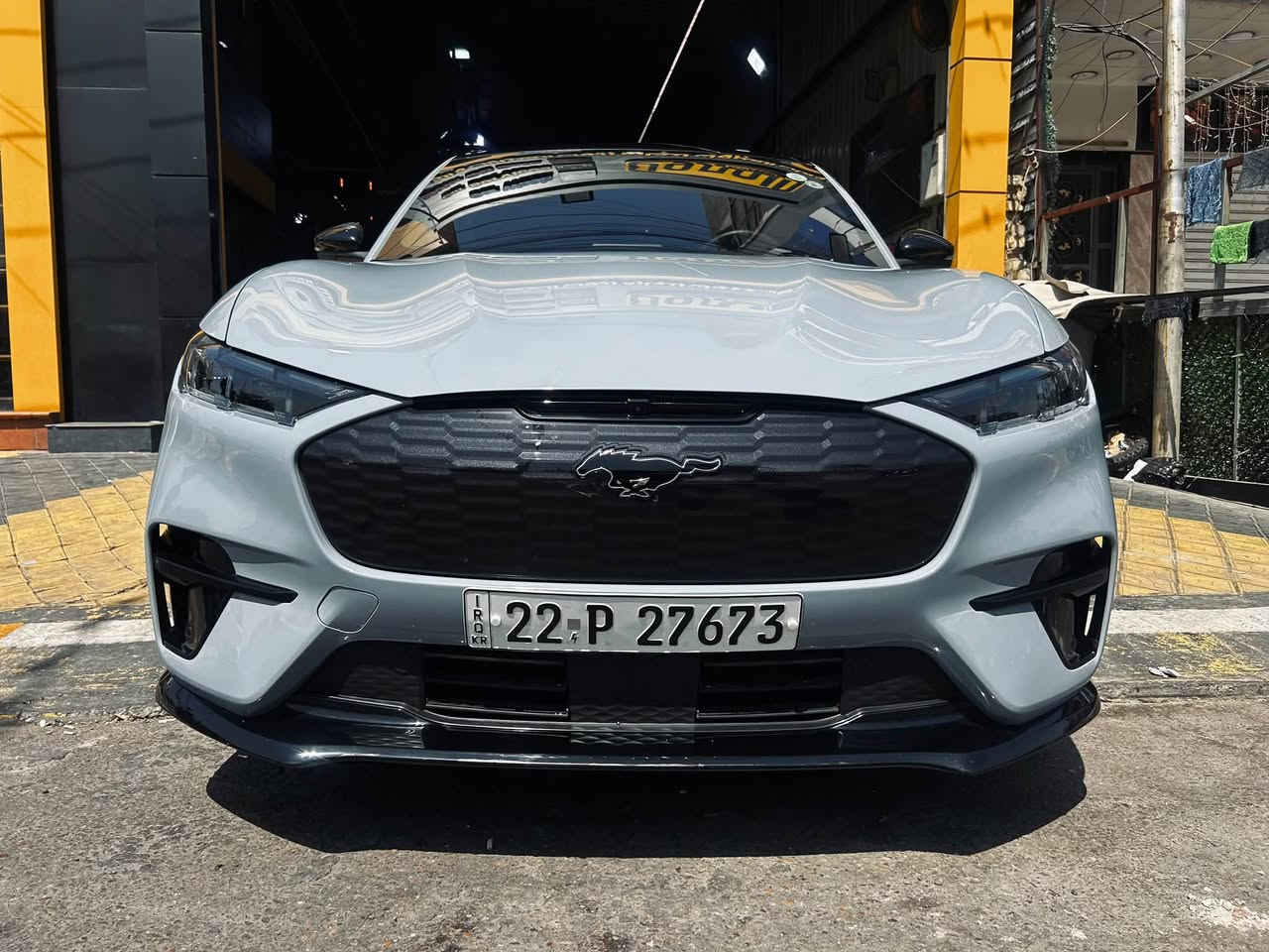للبيع | Ford Mustang Mach-E GT 2024
كهربائية بالكامل 

الموديل: موستنك ماك إي GT
 • السنة: 2024
 • اللون: سموك
 • الممشى: 38 الف مايل
السياره دخول جديد للعراق
رقم اربيل الجديد 
السياره بيها كتاب تضليل نسبه 80% باقي من الكتاب 12شهر 

حادث السياره  تفصيخ شركه تأمين جاملغ والمازده والدعاميه  موجوده داخل السياره نفسهم مشدودات وبيها كلير من امريكا بدون معجون فقط رش السونار مرفق 

المواصفات : 
480 حصان + 600 lb‑ft عزم
المواصفات : 
 • التسارع: 0‑100 كم/س خلال ~3.8 ثوانٍ  
• ثلاث انظمة قيادة 
• نظام تعليق: Brembo فرامل 
• شاشة وسطية كبيرة 
 • نظام صوت B&O
• مقاعد رياضية جلد + كنتارة 
• تدفئة مقاعد امامية 
 • تدفئة ستيرن
 •  تبريد قطعتين 
 • حساسات امامية وخلفية 
 • كامرة خلفية 
 • تحديد مسار

مكان السيارة بغداد حي القاهره

سعر 220$ ورقة وبيها مجال للشراي

للاتصال ***********
