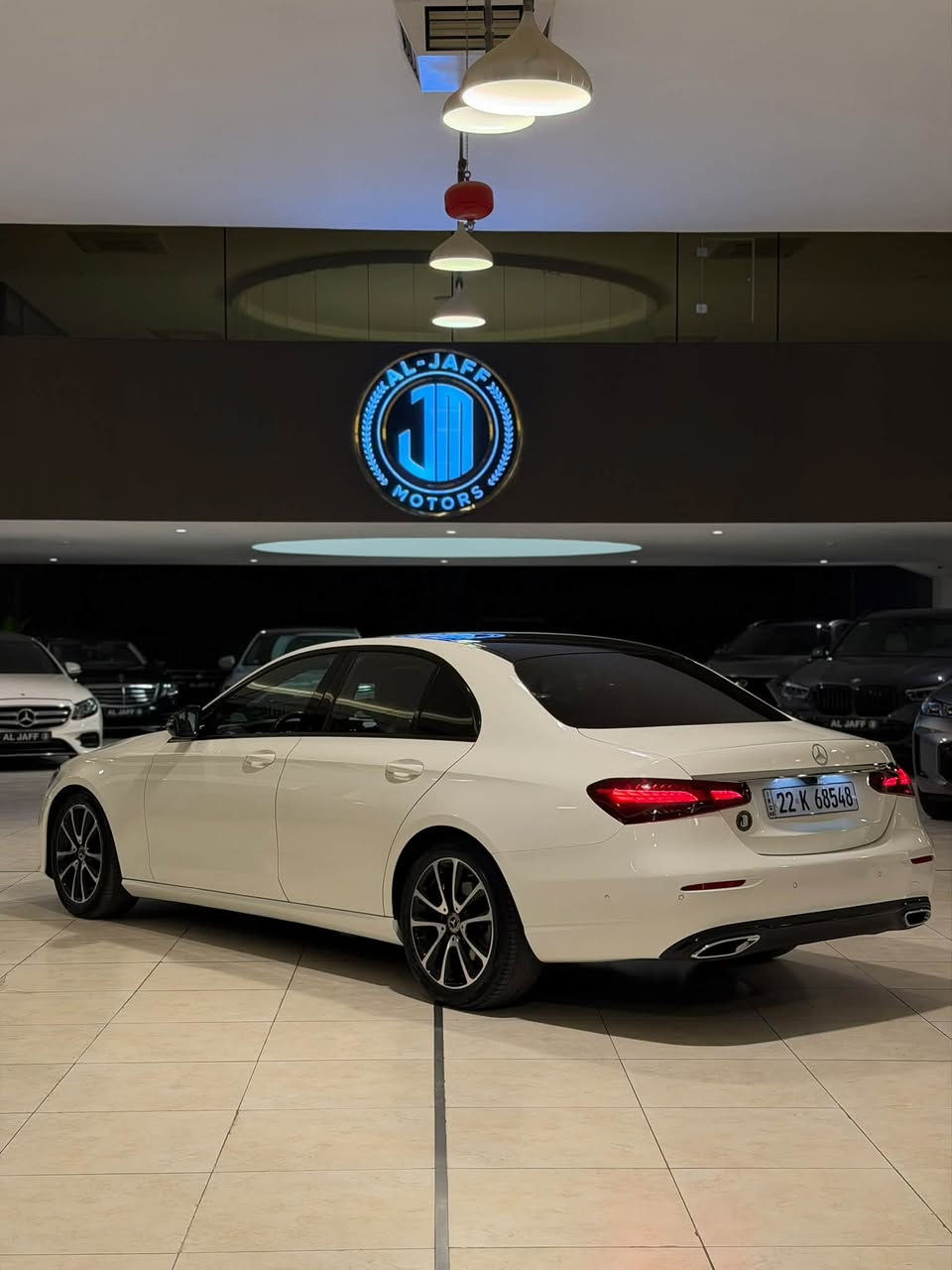 سعر جدا مناسب🔥🔥🔥
السلام عليكم 
للبيع فقط 
مارسدس E class موديل 2021 ماشية 45 الف
مواصفات (كامرا ورادارات وبصمات وحساسات ونقطة عمياء وتحديد مسار واناره مخفية وكشنات تدفئه و سماعات برو ماستر وبعد هوايه مواصفات)
🚨السياره وارد الماني ضمان دولي بصمتين
السياره مكفوله بدون صبغ حتى الدعاميات بشرط وگير ومكينه وحداديه كلها بشرط 

السياره مرقمه وجاهزه 
السعر : 315$ ورقه 
للاستفسار: ‭***********‬
العنوان : السليمانية المعارض الجديده معرض(الجاف)
