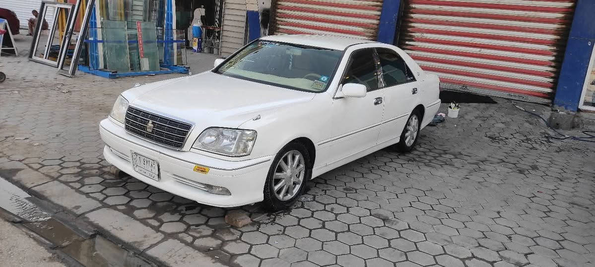 سلام عليكم ملكه للبيع سياره مديل 2003سياره قرار 48 رقم كركوك مفحوصه مرور وكمرك مدفوع باقي بس ع رقم سياره مكفوه كص وضربه قويه مكين دفور الجبير شاصي 75 تلاث دكم كرستال اصل بقي السياره جاهزه مراوس عادي مكاني نجف كوفه السعر 107 بيهه مجال ‏‪***********‬‏
