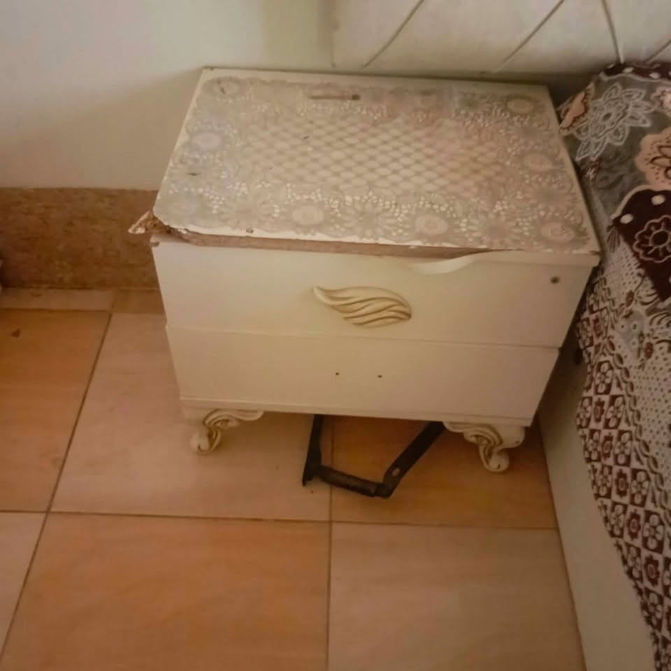 اغراض للبيع باسعار مناسبه 
التواصل :*********** بي واتساب
