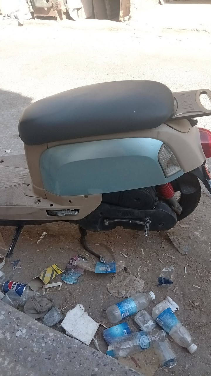 السلام عليكم دراجه ماكس بوليس للبيع سعر خاص ناقصه ضد كلتشات امامي   *********** واتساب

