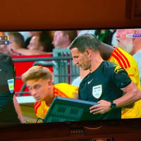 بلازما نوع الحافظ حجم ٥٠ صورة تخبل اندرويد موجوده بيها تطبيقات بس بطيئ...