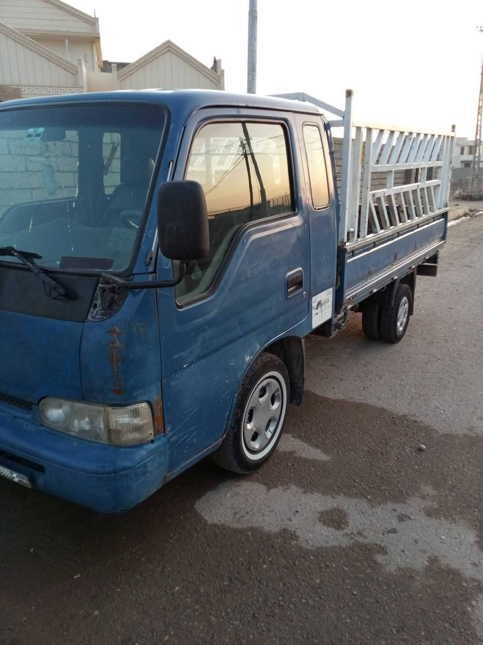 كيه فونتيره للبيع موديل 99رقم صلاح الدين باسمي السياره شرط التحويل كير محرك اكسل كله شط شرط الفحص البم تعمير جديد هو والمحرك السعر 55ورقه وبيه مجال بسيط للاستفسار الاتصال على الرقم التالي/***********واتساب اكو بيه @
