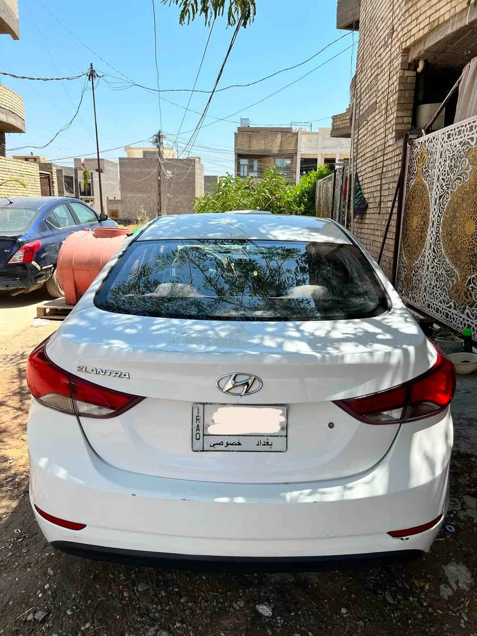 السلام عليكم النترا 2016 خليجي محرك 1800 ماشي 170,000 km بيها صبغ بالدوسة وتكحيلات بسيطة السيارة جاهزة من كلشي رقم بغداد مشروع وطني السعر 120 ورقة مكان السيارة بغداد للتواصل ***********
