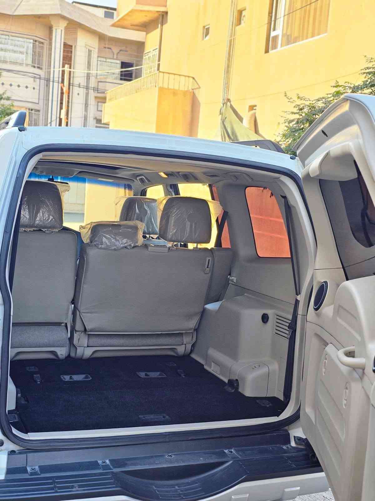 میستۆبۆشی باجیڕۆ 2014 فول فول مواسەفات
سەیارەکە سفری شەریکەیە ٢ سویچی شەریکەی لە گەڵایە 
تەنها 71,000  کیلۆمەتر حەقیقی ڕۆشتووە وەک سفر وایە 
سەیارەکە بێ بۆیاخە بێ سارد و بێ شوخت تەنانەت دەعامیەکانیشی بۆیاخی نیە ٢ دەستە لە شەریکەوە 
سەنەوی تازەیە
مواسەفات.... قەپات 
سڵاید  /ناوزەرد ، ناو فۆرمیکا/ موکەبەرە گەورە/3 شاشە DVD و MP3 کوشنی جڵد کامل کوشن کارەبایی/ ئاوێنە کارەبای / 3 ڕیز کوشن ٧ نەفەری/دەبڵ ئەکسڵ/ 
مەکینە V6 3.5 مرغوب 
تەبرید مەرکەزی / حاسە و کامێرا 
سوکان ڤۆلیوم/ بلوتوز/ تەحدیدی سورعە/ لایت زینۆن و بلاجکتۆر 
ئاوێنە ئیشارەت / ئاوێنە ئەخەویت
و چەندین مواسەفاتی تریش....
گێڕ و مەکینە و کارەبایی هەمووی بە شەرت لە سەر دەقی شەریکە ماوەتەوە سەیارەکە لۆکە ماشاءالله 
٤ تایەیی لۆکی لە ژێرایە 
سعر:١٧٣ و معامەلە.....
***********

مستربوشي باجيرو موديل ٢٠١٤
مواصفات سيارة فوول فوول 
سيارة خليجي شركة ٢ سويج شركة بلادي ويا 
محرك 3.5 / 6 سلندر مرغوب / سيارة 71 الف حقيقي ماشي.... سيارة بدون صبغ / بدون شخت بدون بارد/مابي اي مصاريف الحمدالله حتي دعاميات مابي صبغ/ سيارة مكفول كفاله عامة من كلشي  باقی مثل شركة ماشاءالله 
مواصفات .....
سلاید بانوراما/ دبل اكسل/ كشنات كهرباء كشنات جلد / مكبرة كبير/ لايتات زينون و بلاجكتور / ٤ تايرات جديد السياره/ كير محرك مكفولات بشرط كامله ما بي اي مصاريف الحمدالله سيارة لوك ماشاءالله 
گير اوتوماتيك فور ويل ٣مقعد كشن تبريد مركزي جام كهربائي مرايه كهربا كاميرا و حاسه ٣ شاشات  سنويه جديد بشرطة تحويل و غرامه
سعر ١٧٣ ورقه و مجال
*********** السليمانية, العراق
