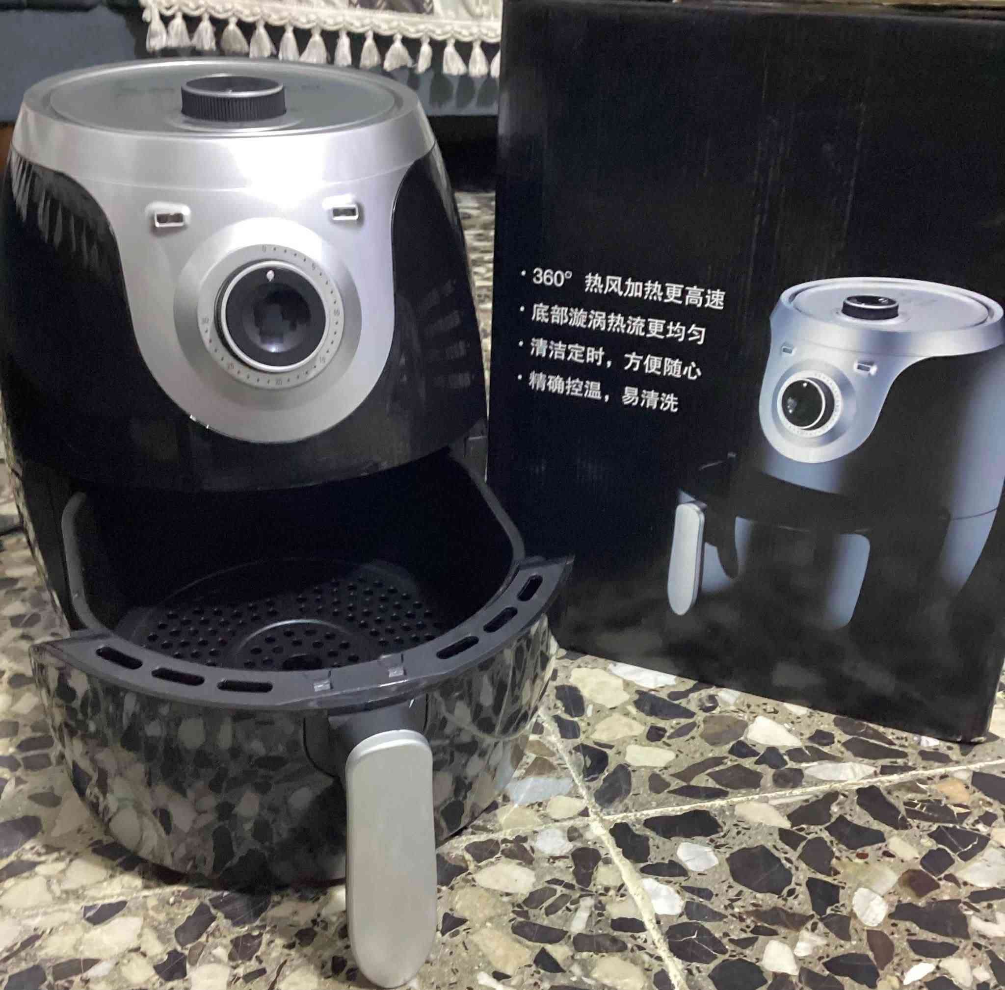 السلام عليكم ورحمة الله وبركاته ،
قلاية هوائية (Air Fryer) من ماركة Keshuai (كشواي)، وتتميز بتحكم ميكانيكي بمفتاح دوار علوي لتحديد وقت ودرجة حرارة الطهي لعدة وجبات خالية من الدخان.
جديده مستعمله للمره واحده فقط،
للبيع السعر ٣٥،٠٠٠ وبي مجااال !!…..
للشراء؛ ***********
