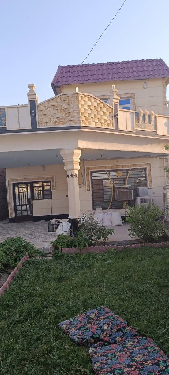 دار مساحتة 300 تحويل حصة سند 25 على طابو المحموديه واجهة 8.5 ونزال35.25 واقع حال 334
تفاصيل البيت بل فديو العنوان هوررجب قريب من مجمع المنتجع امواج البحر 

 خدمات كاملة ماء كهرباء وتبليط مواد ذهبي انترنيت ضوئي بيت يتكون من 3 غرف نوم طابقين 

تواصل على ارقام التالية 

***********

***********
