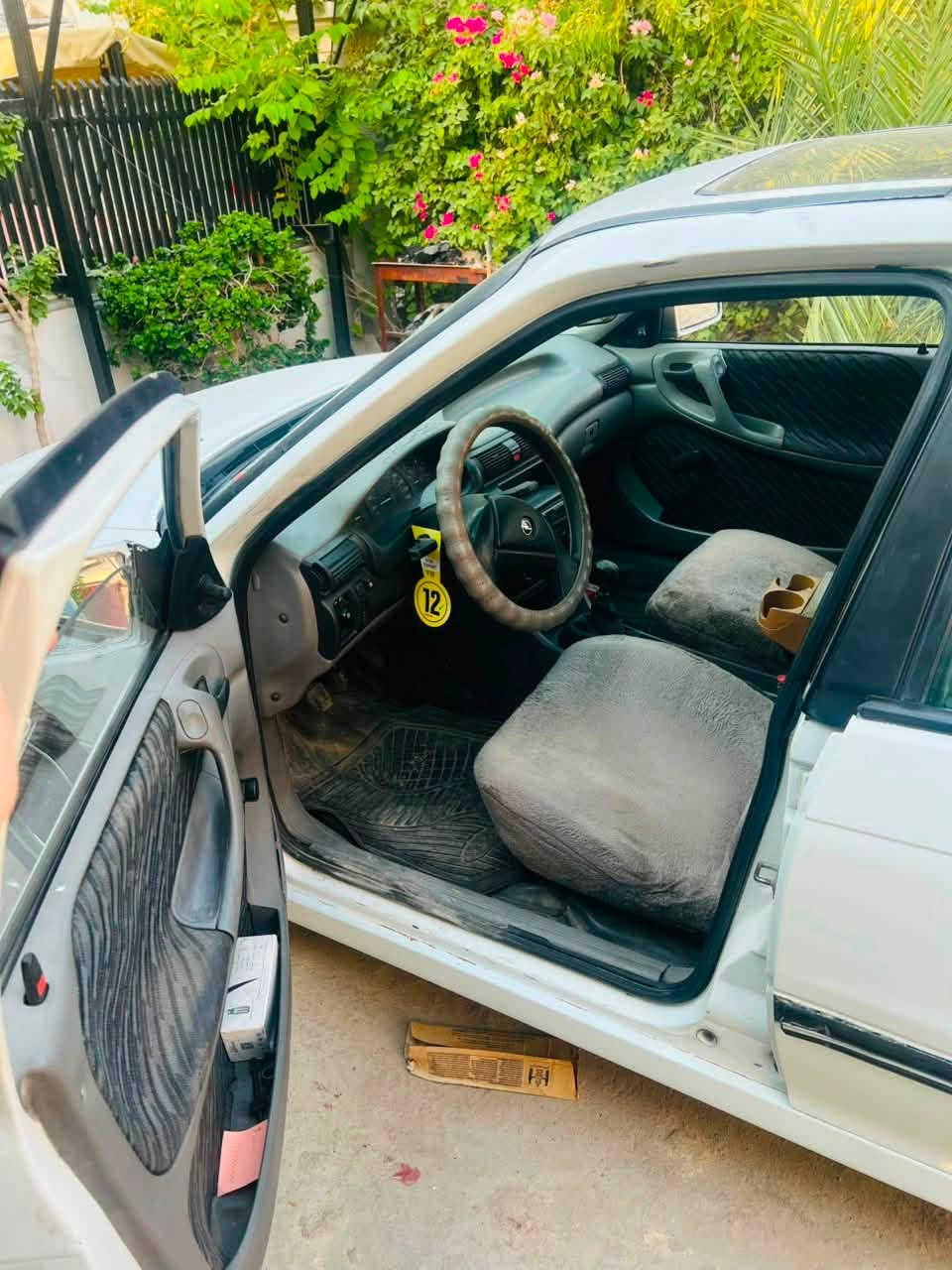 السلام عليكم
اوبل استرا F موديل 1993 ستيشن

مكينه 1.8L كابريته گير عادي 

السياره نضيفه جدا ما بيها  اي نقص بالگير والمحرك جميع الكهربائيات شغاله 

سنويه جديده وهزه جديده تحويل مباشر 

للاستفسار ***********
