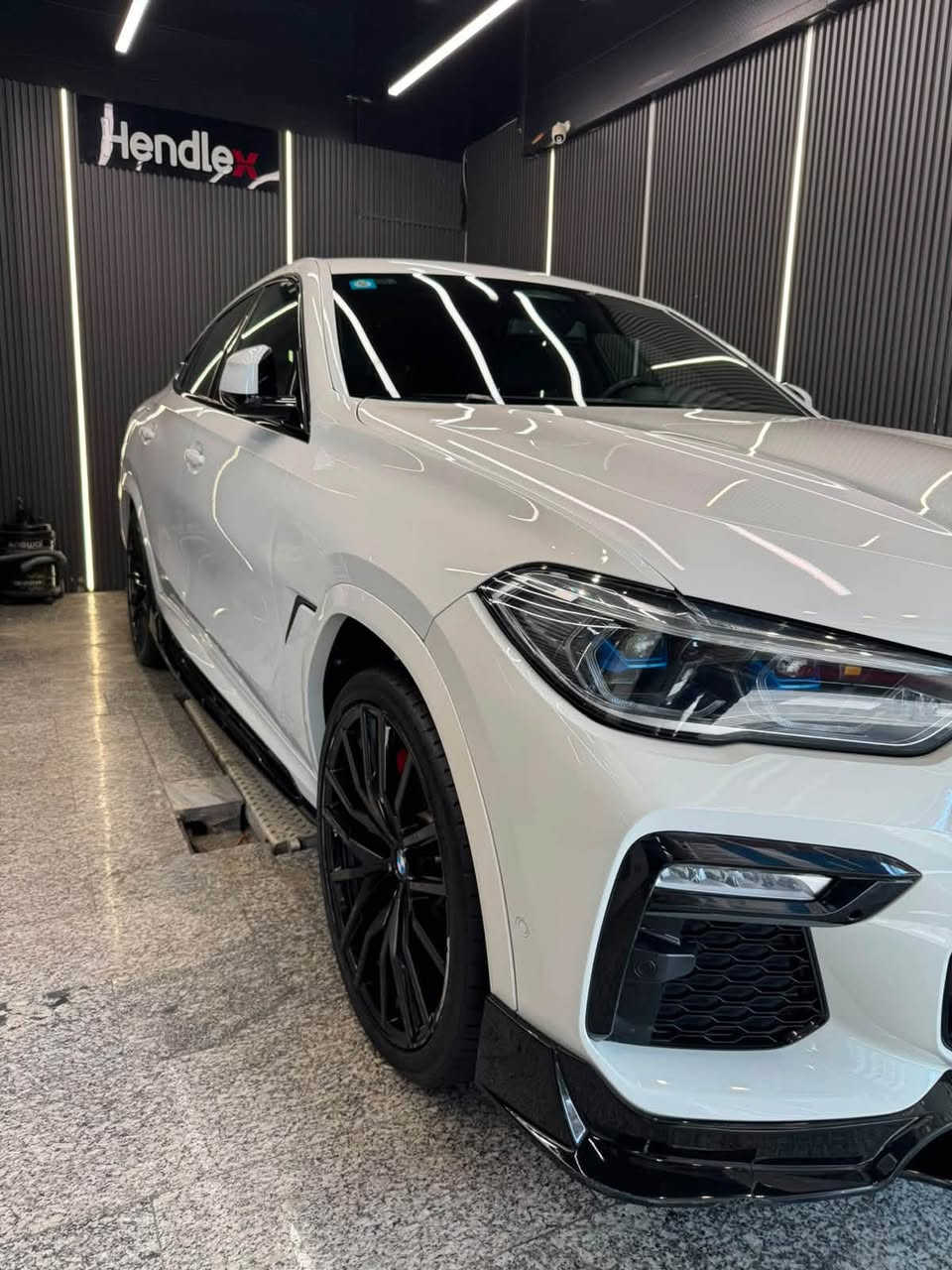 X6 M50 • ٢٠٢١ • ماشيه ٤٠ الف