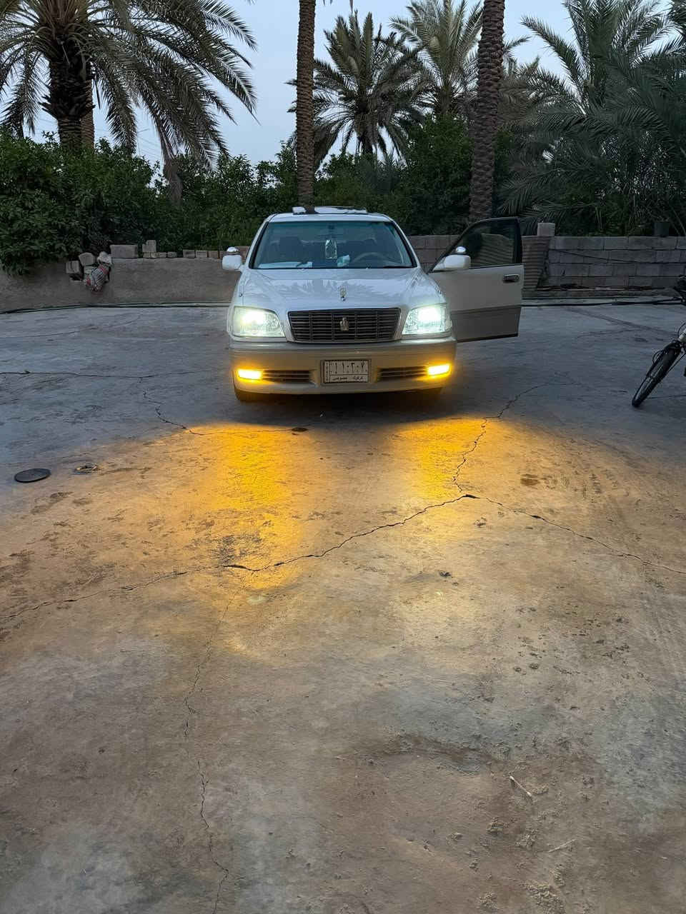 سلام عليكم ملكه للبيع موديل 2000كفاله من الكص السعر مناسب ***********
