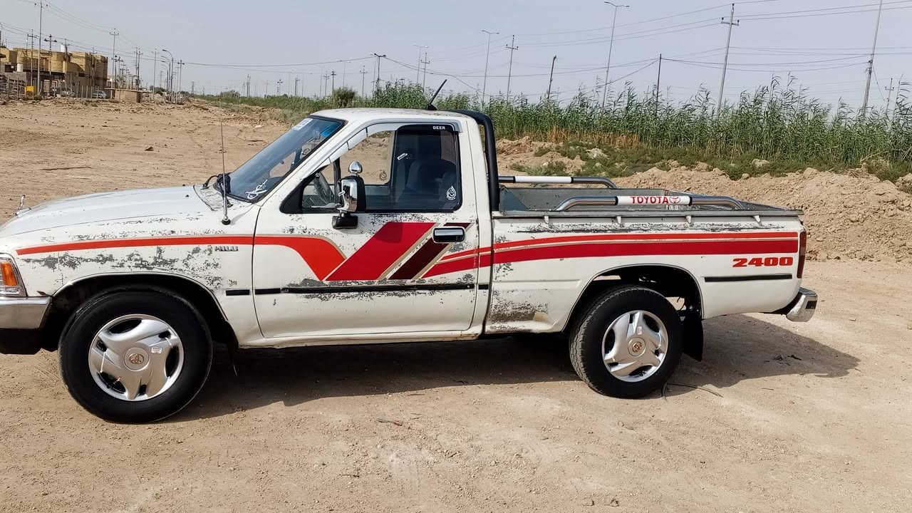 للبيع بيكم تيوتا موديل 91 رقم قادسيه الدولي محرك كير حداديه كهربيات دوشمه كله جاهزة سياره ابلاديه بيه رشات صبغ سعره 48 ورقة وبيه مجال مكان الناصرية الرفاعي مكلف بلنشر ***********
