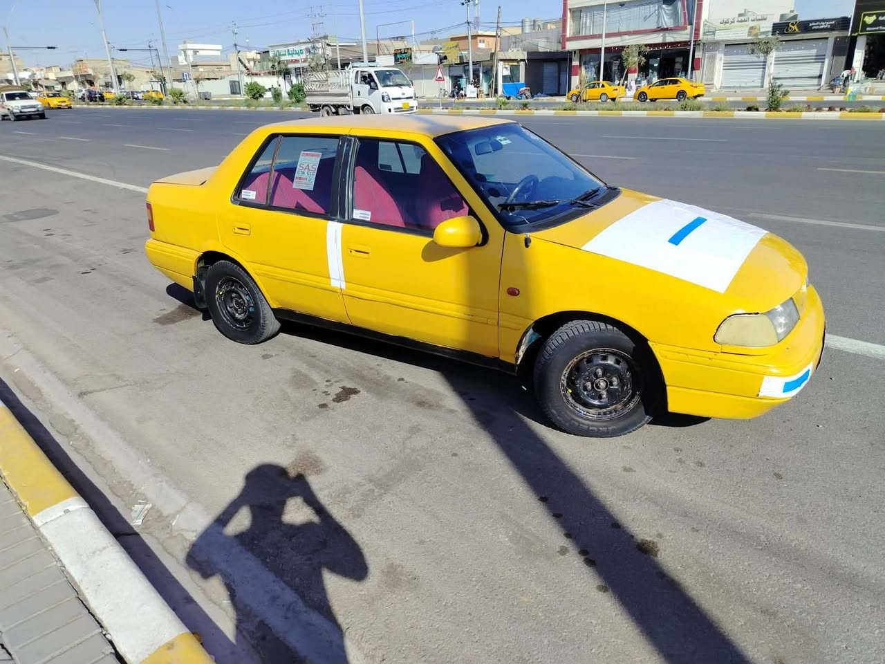 سلام عليكم ورحمة سياره هونداي اكسيل كير محرك شرط سياره بدون ضربه بدون خياس سياره ربع مابي مصرف بدون ضربه بدون خياس سياره كير محرك نار موديل ١٩٩٤سياره كلش نضيف واحله من الصور غرمات صفر هيه يمكن عليها ١٤٠ الف كهربيات مسجل كله شغال دواخل لوك السعر ١٤ وبي مجال جمعات المده والاقساط لا تخابروني وترسالوني السعر ١٤ وبي مجال قليل مكاني كركوك دروازه الرقم *********** شرط التحويل و الوكاله صاحبها الشرعي به كركوك
