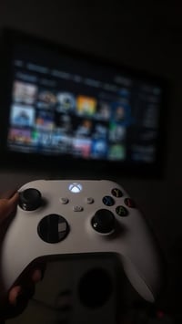 اكس بوكس سيريس x • يد تحكم