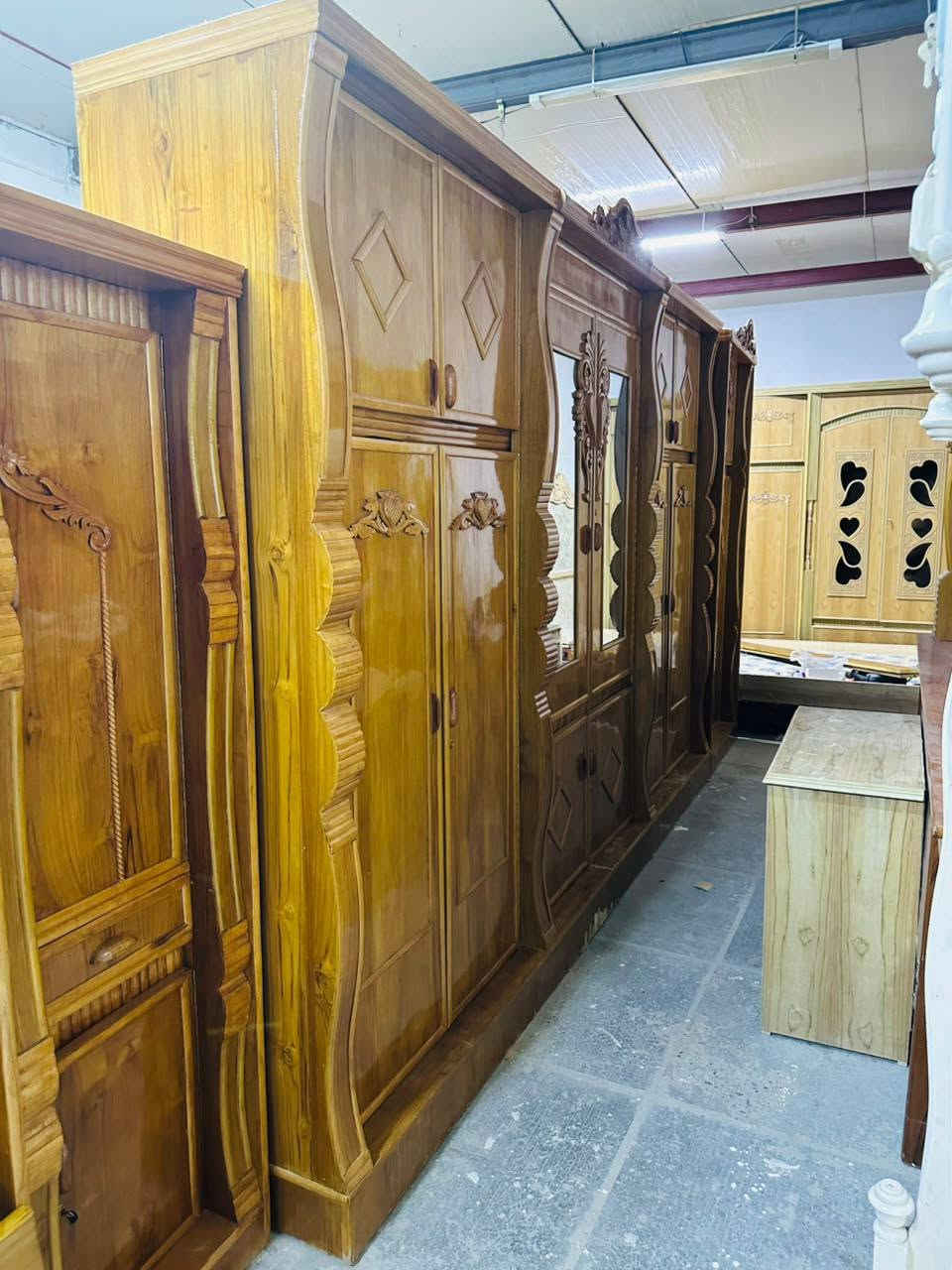 السلام عليكم غرفه مستخدمه للبيع تزكام عراقي درجه اولى صبغ حراري زان مصري بابل القاسم شارع الجديده قرب مدرسة الزهراء ***********

