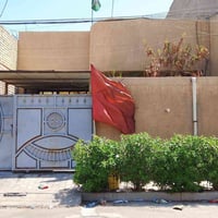 بيت للبيع طابو صرف في بغداد جسر ديالى السلام عليكم ورحمه الله وبركاته ...