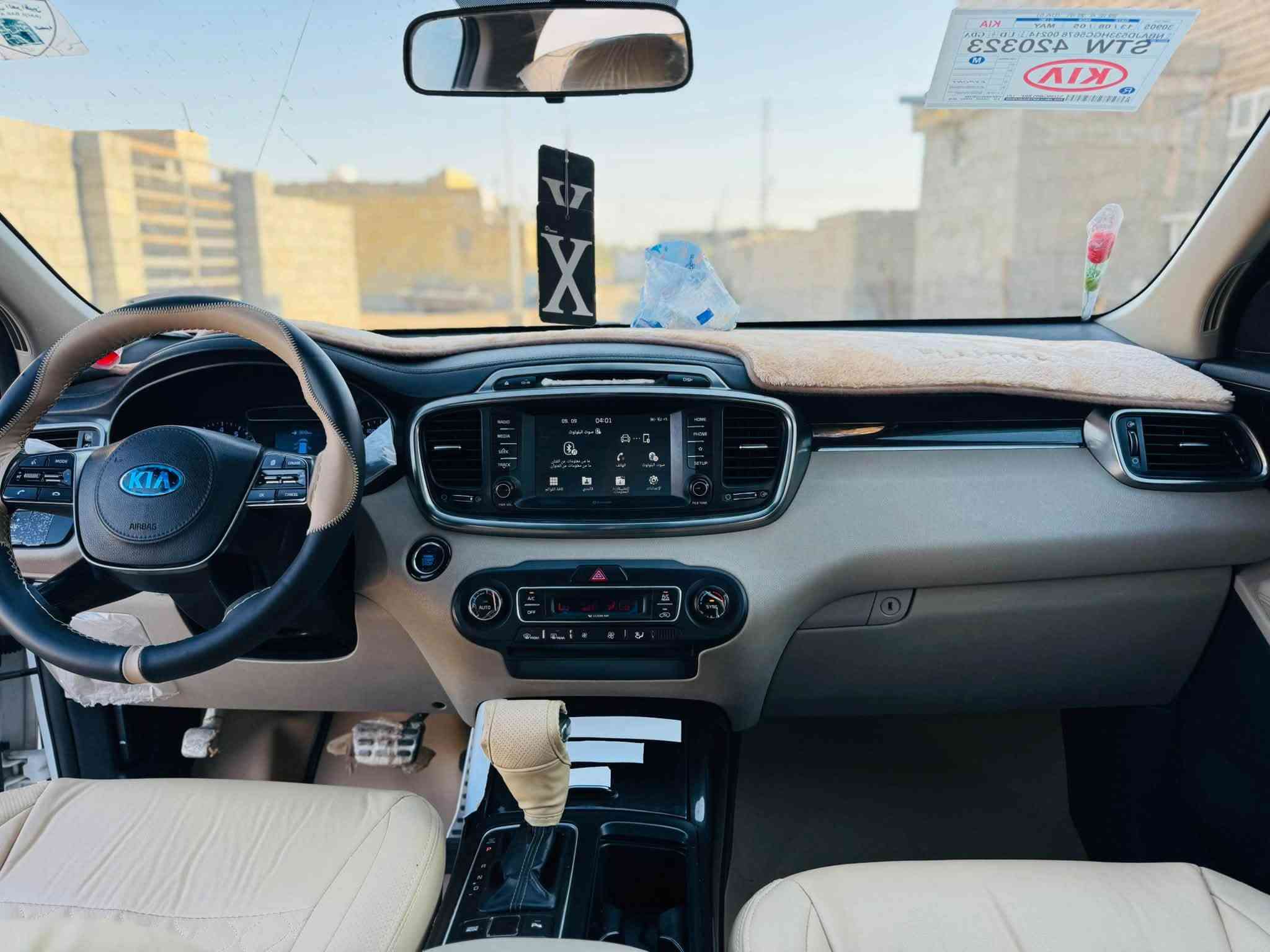 سورنتو موديل 2019 خليجي كفالة من الضربة والتبديل والصبغ بيها بارد قليل والسونار موجود
محرك 4 سلندر 2400
ماشية 127
باسمي
محرك وكير كفالة 
تحويل ثاني يوم باسم المشتري
تبريد فول ٣ قطع
السيارة جاهزة وبالعافية للمشتري. 
السعر 185 ورقة وبيها مجال
العنوان ميسان قلعة صالح
للاستفسار خاص او الاتصال ***********
