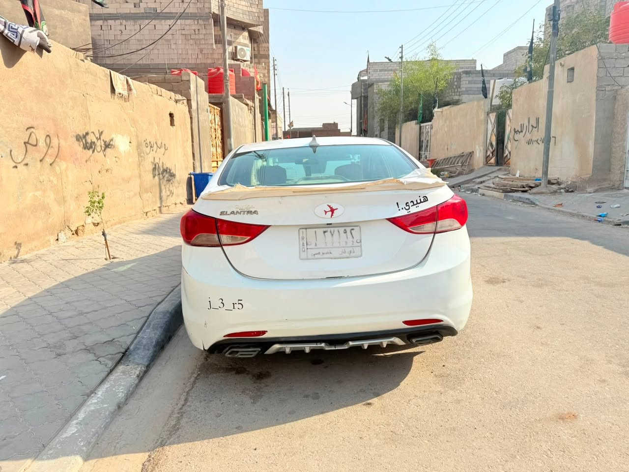 سياره للبيع النتره مديل 13 وارد امريكي رقم ذي قار راعيه موجود وكاله موجوده مكينه جديده وكير جديد حداديه جديده تبريدشغال سياره جاهزه من الاخير  مكلف بل نشر رقم صاحب السياره ***********
***********
السعر 90وبيها مجال للشراي 
مكاني بصره
