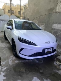 للبيع سيل 5  2025 داخل أبيض بصمه وكارت على وضع الشركه ماشيه 5000 للاست...