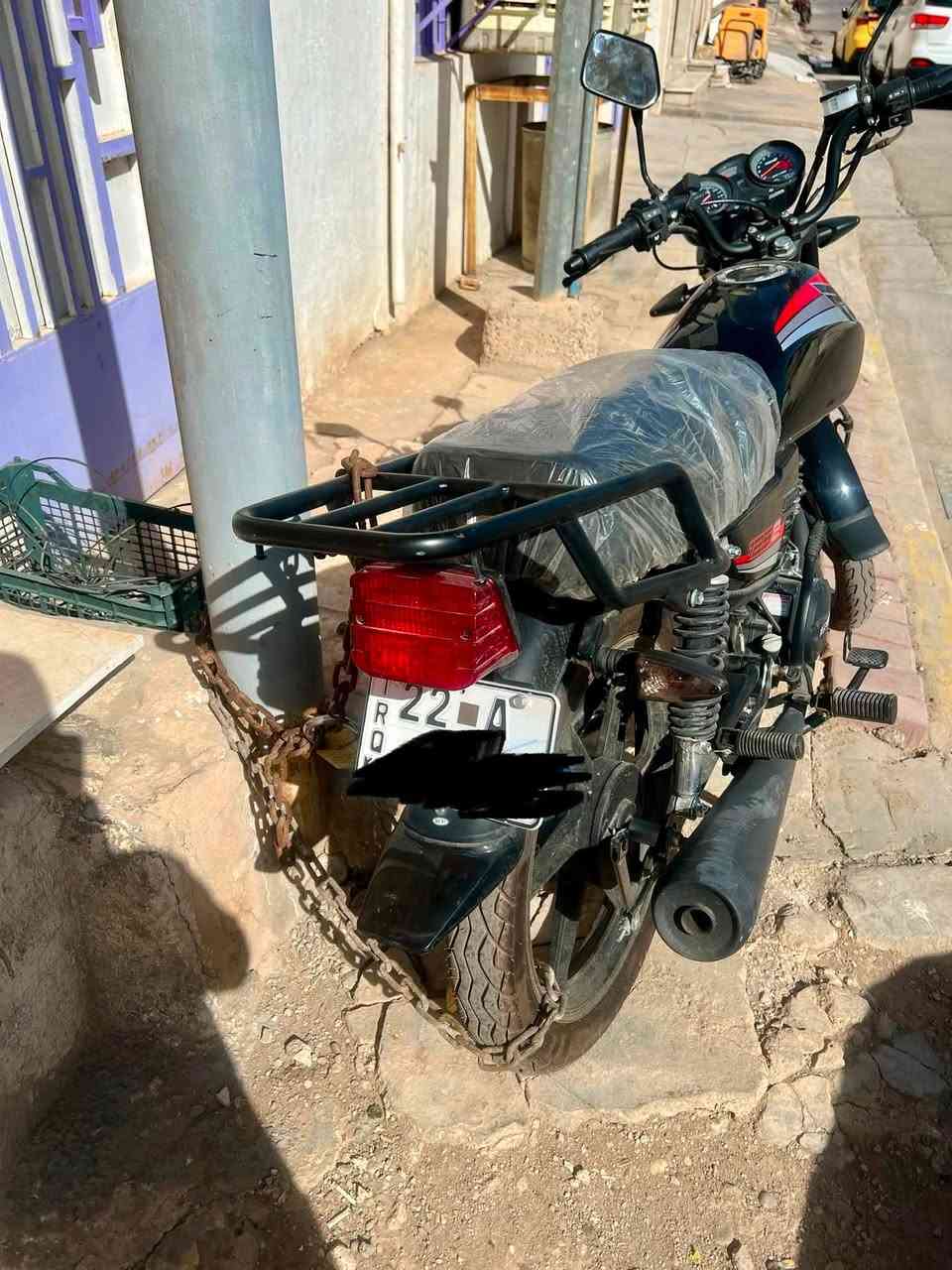 سلام عليكم عندي دراجه Rk 125c دراجه والله بعده نضيفه ماشيه 800بعده زيرو بلاديه
سعره مليونين وبيه مجال
وهاذ رقم
***********
