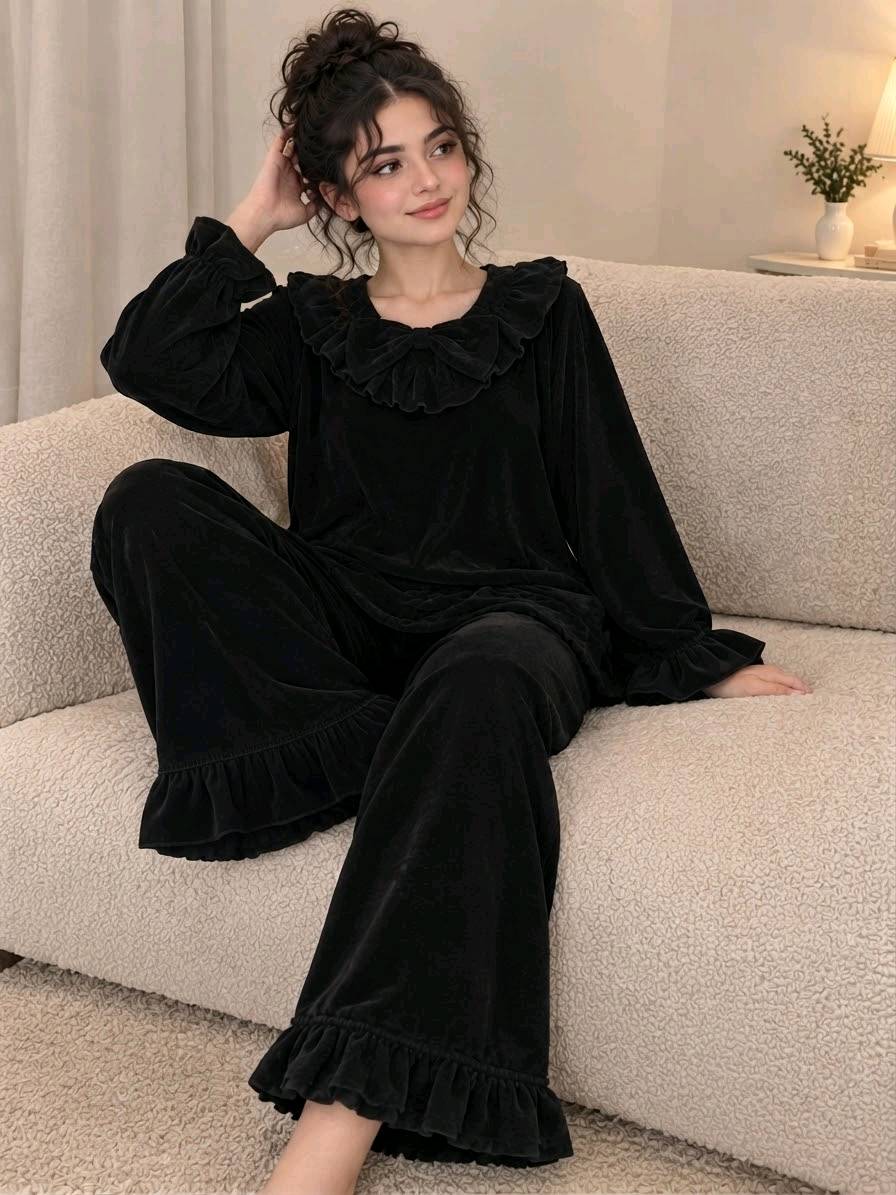 بجامة قديفة جلد الارنب ناعة وتخبل
سعر 15 الف فقط
قياسات L. XL. 2XL
متوفر جملة ومفرد 
توصيل 5 الاف لكل المحافظات