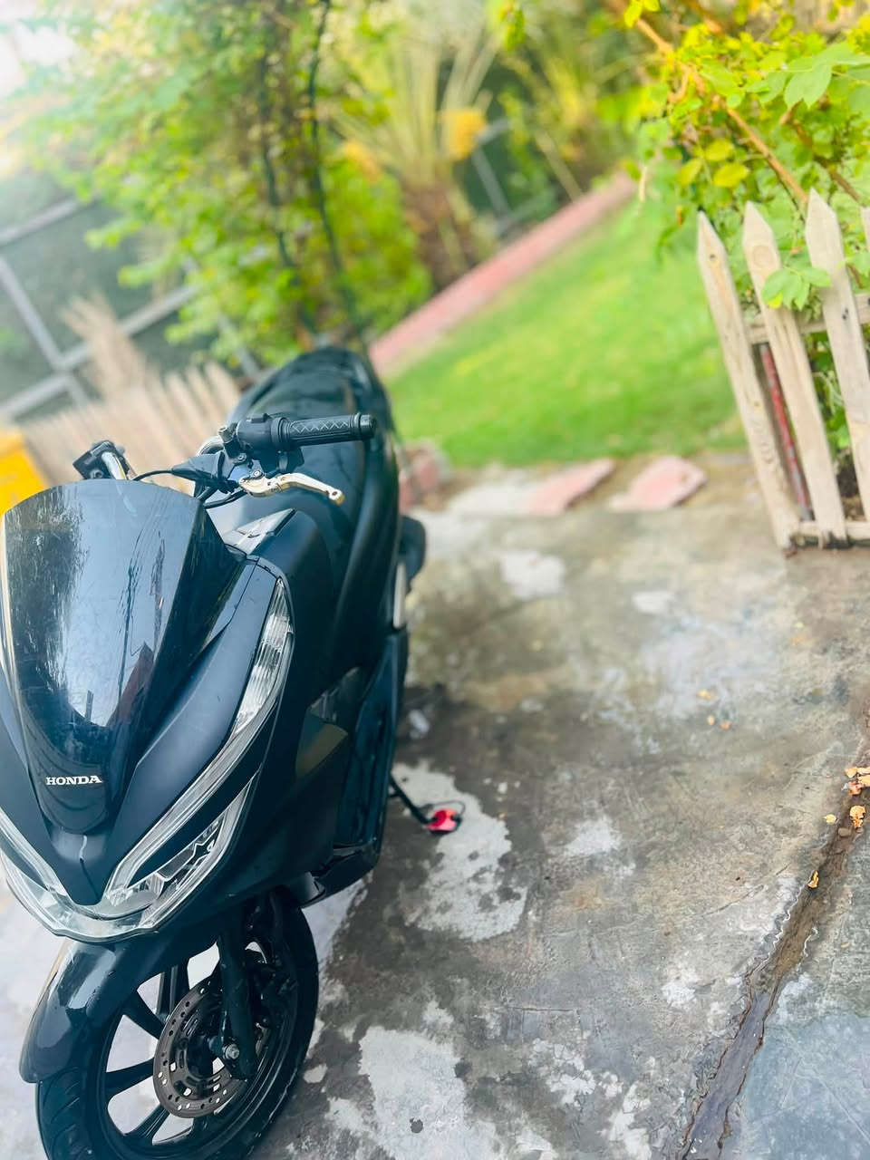Pcx جيل الثالث
نضافه مال رمبه 

مكفوله من كلشي 

مابيها اي نقص 

بغداد الغزاليه ***********

السعر 13ونص
