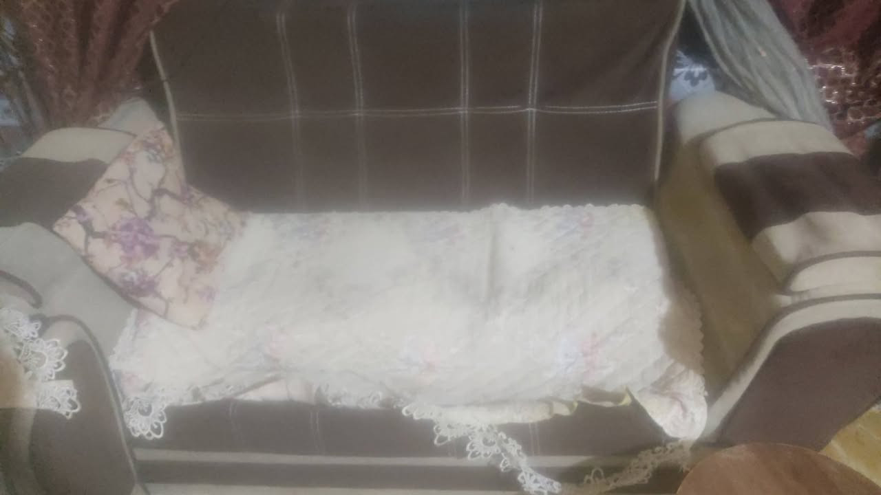 سلام عليكم تخم 7مقاعد مع طبلات ثلاثة نضيف اللبيع بي ضرر نازل الاسفنچ كما موضح في الصورة وسعرة 75 مكاني بغداد حي اور رقم ***********
