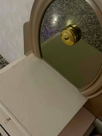 غرفة للبيع • خاص